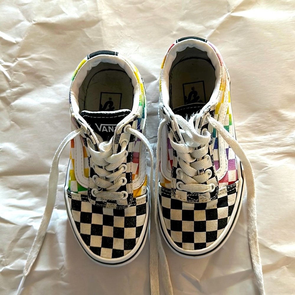 Slightly Worn - Vans Ward Rainbow Check - Size 11 - Round Toe